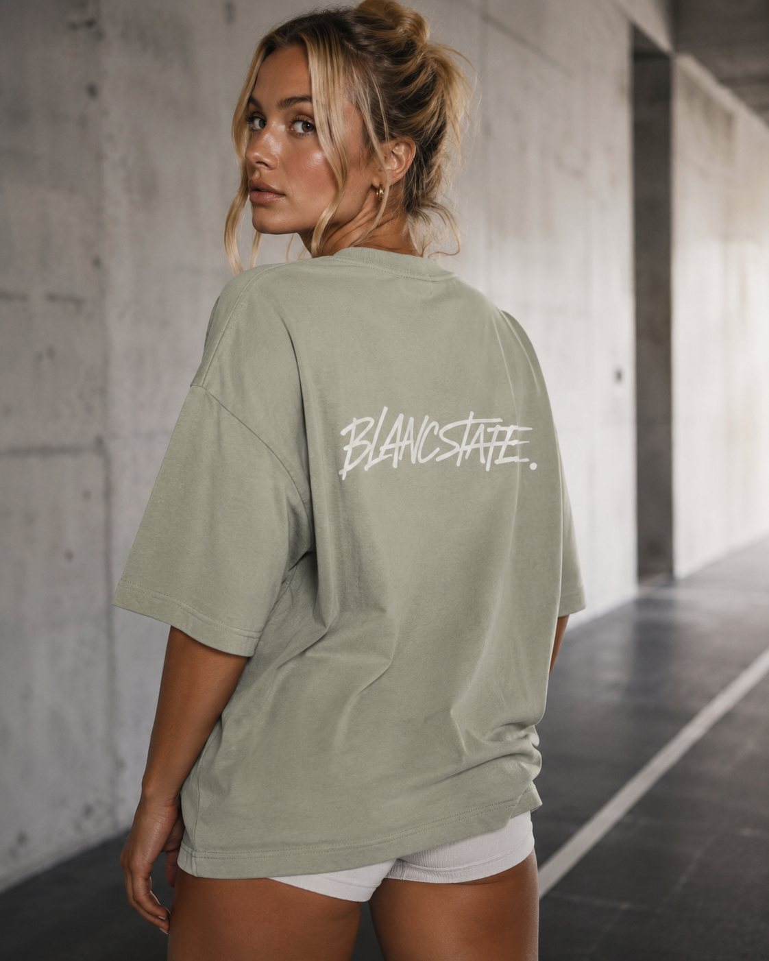 GRAFFITI white
